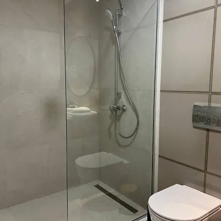 Waterfront Nights Lägenhet