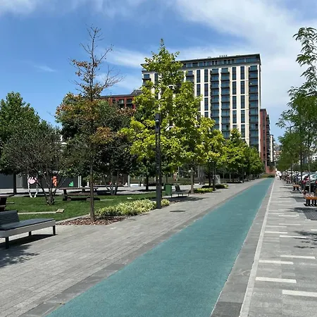 Waterfront Nights Apartment *